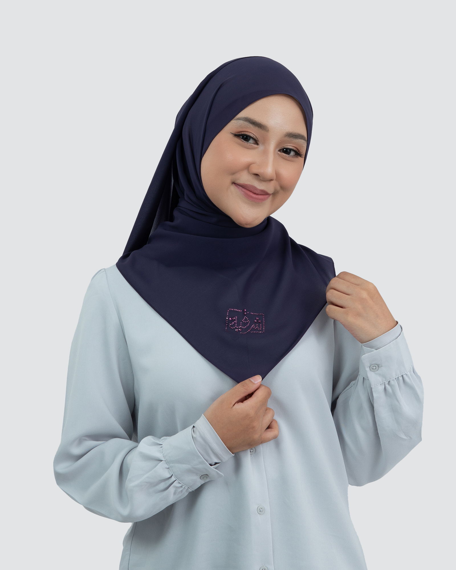Reem Signature Swarovski Shawl - Mulberry