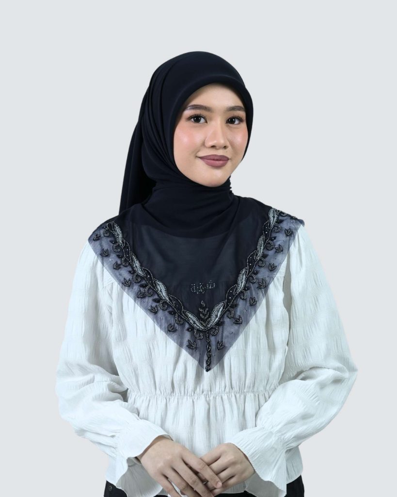 Layali Embroidery Beads Square - Cobalt