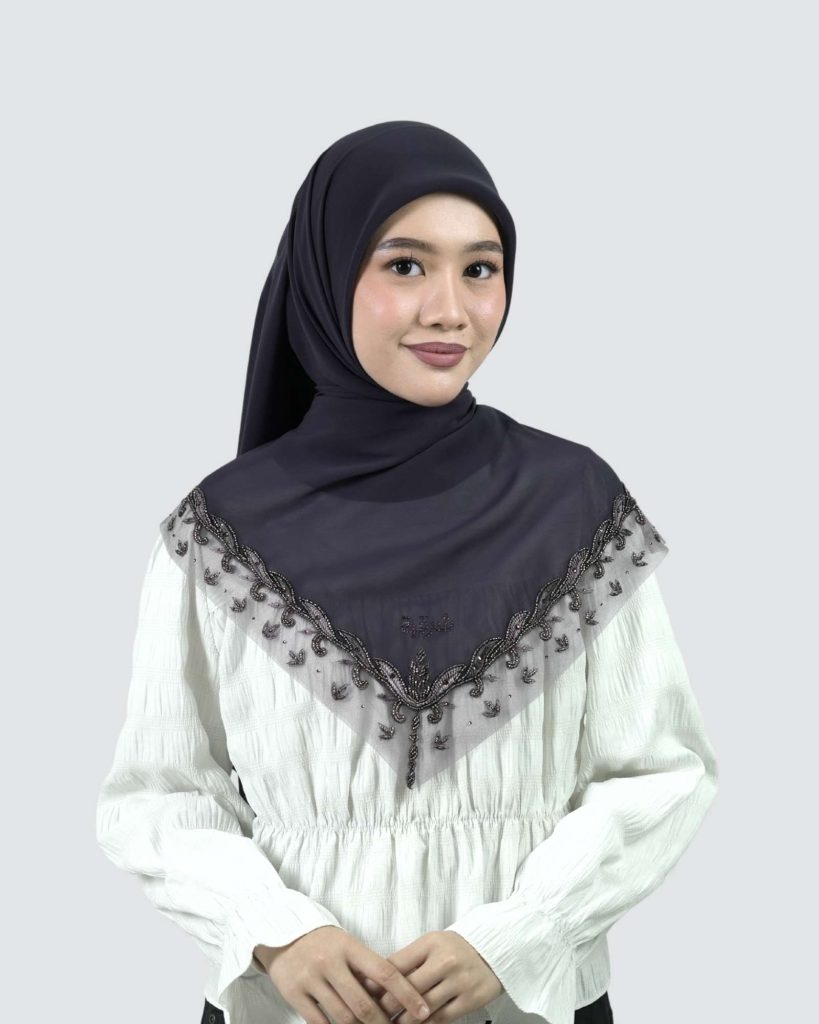 Layali Embroidery Beads Square - Mulberry