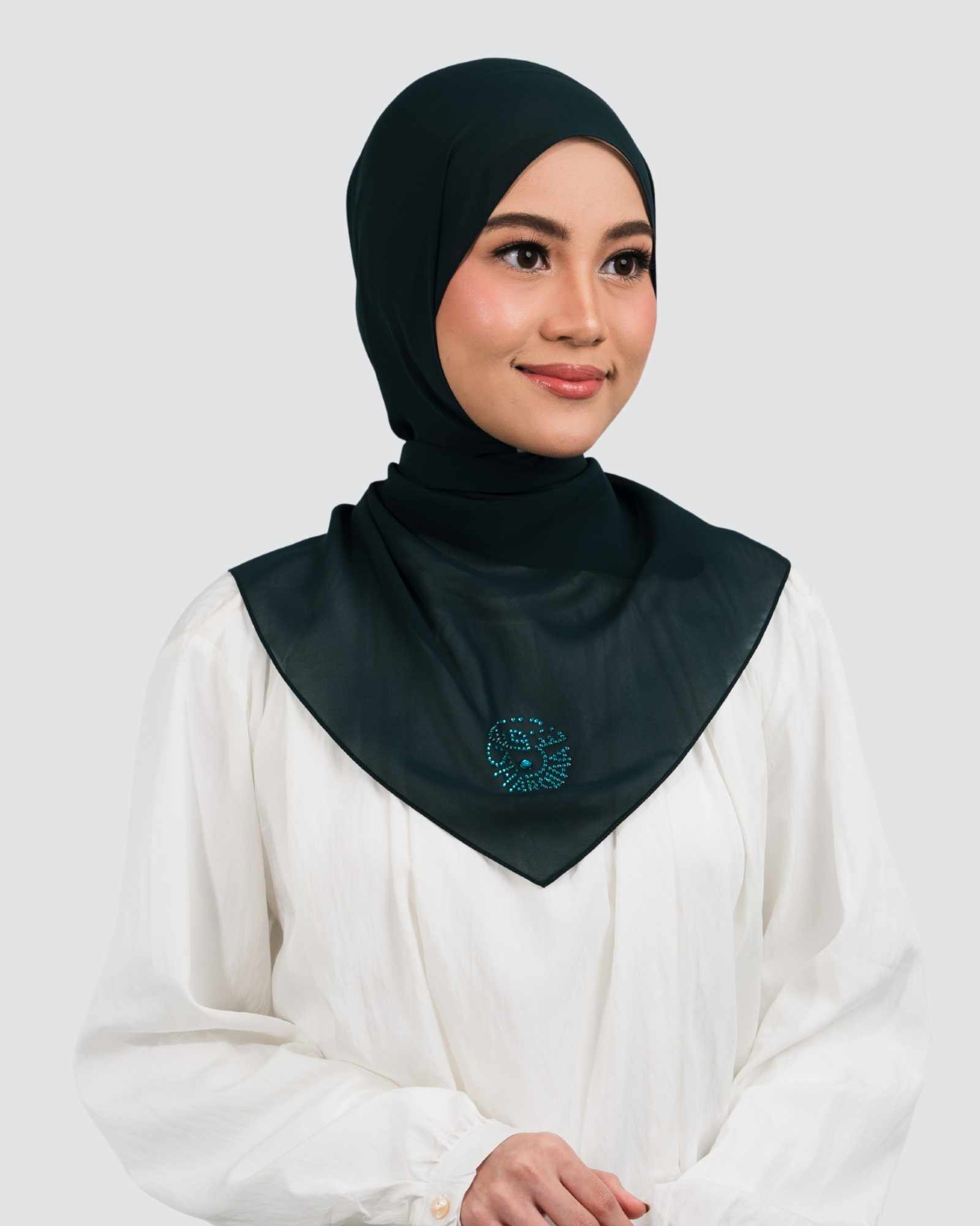 Signature Swarovski Logo Shawl - Ivy