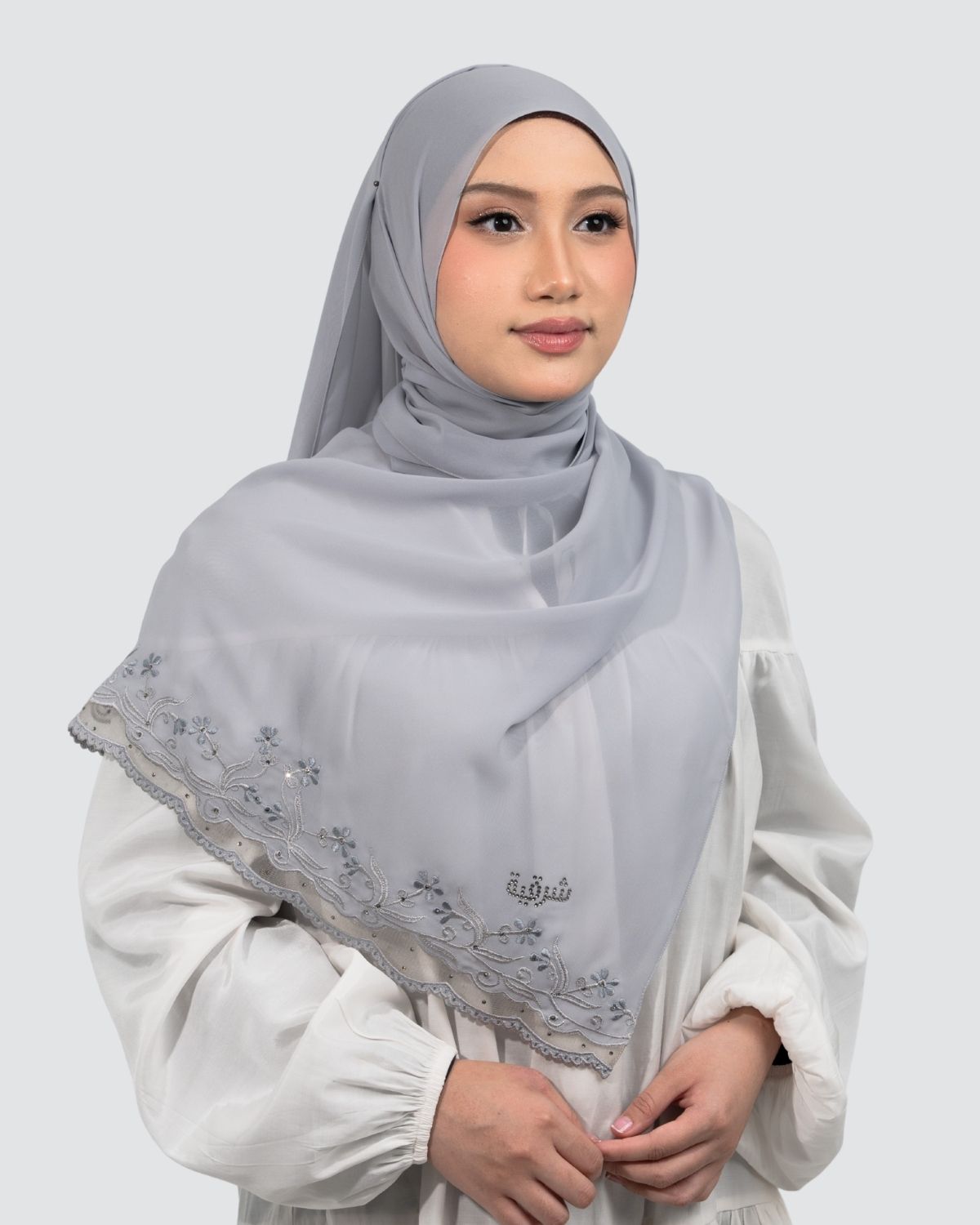Layla Lace Embroidery Shawl - Silver